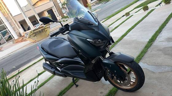 YAMAHA XMAX ABS 